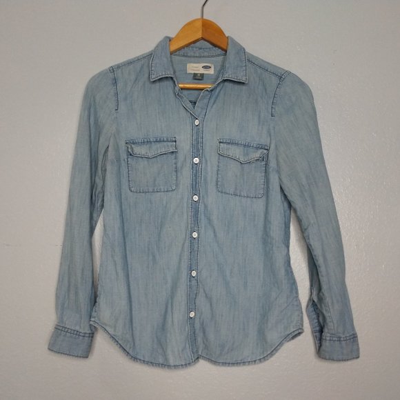 Old Navy Tops - Old Navy Women's XS Classic Fit Button Down Chambray Blue Shirt Western Collared